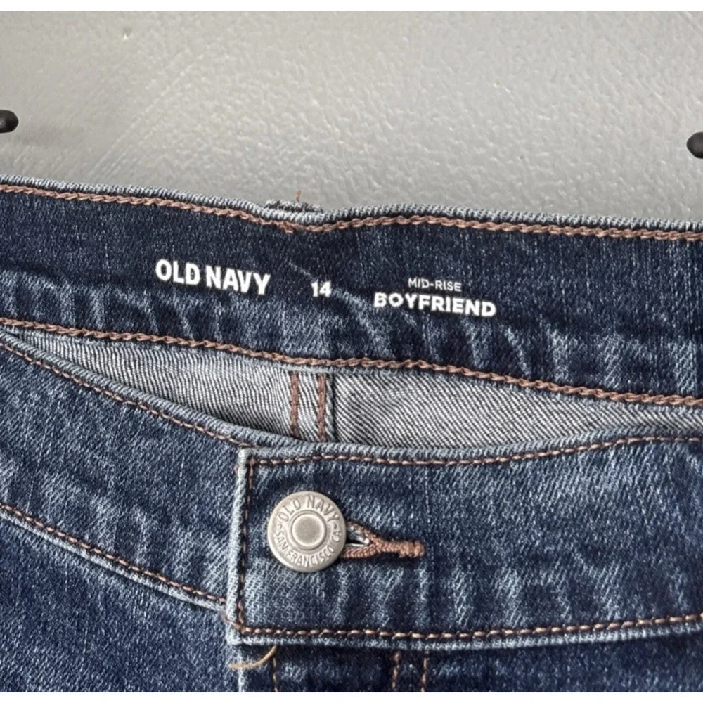 Old Navy Jeans Size 14 Mr Boyfriend Midrise Blue Stretch Denim Cropped Raw Hem